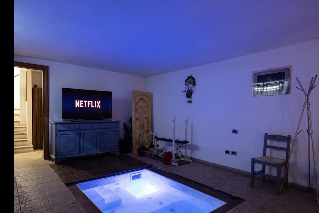 Monza Park-Autodrome Suite With Heated Pool Exterior photo